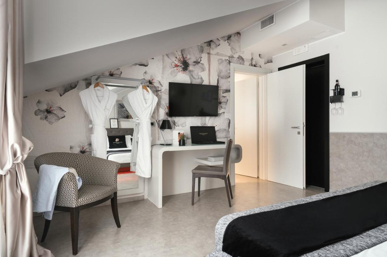 Montenapoleone Suites Milaan Buitenkant foto