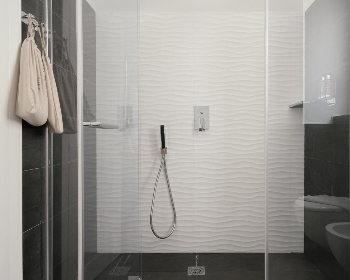 Montenapoleone Suites Milaan Buitenkant foto